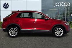 VOLKSWAGEN T-Roc Photo 4