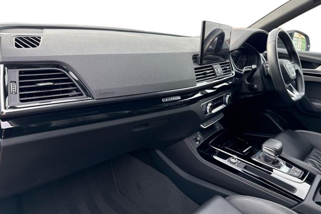AUDI Q5 Photo 2