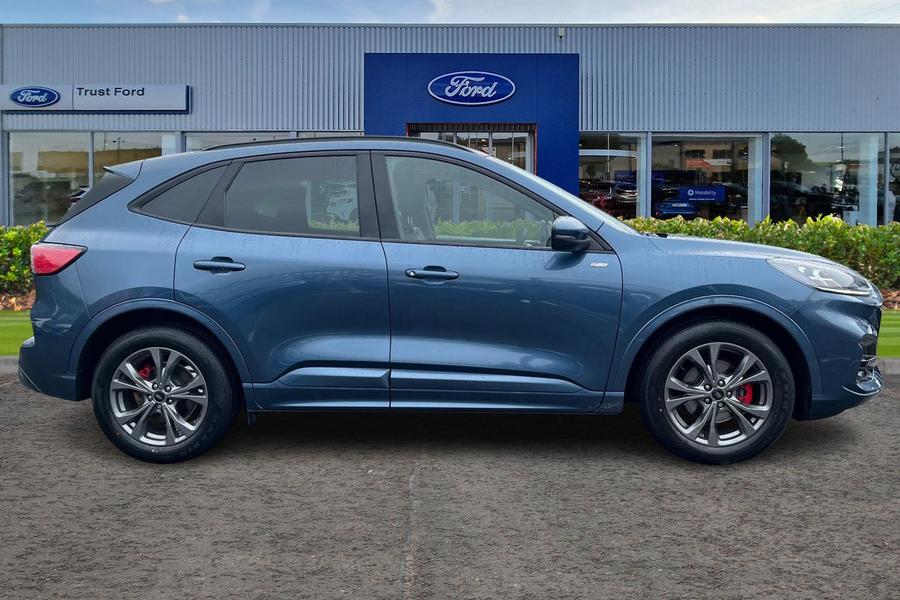 Ford Kuga Photo autoimg-7ce32de231859a6ef8ee87f3b645129a14a54145.jpg
