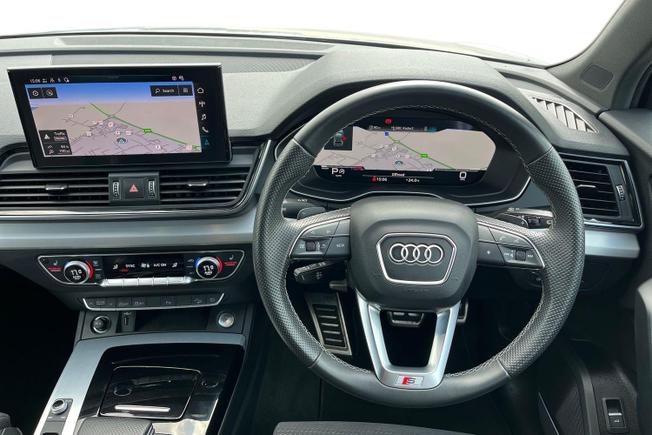 AUDI Q5 Photo 11