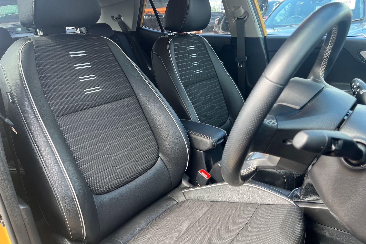 Kia STONIC Photo 16