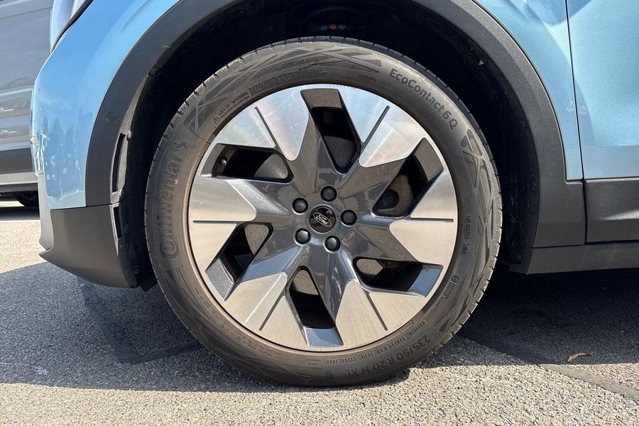 Ford Explorer Photo autoimg-7ce81c35baa9da6a48db9f3d622ccf755fc1b81b.jpg