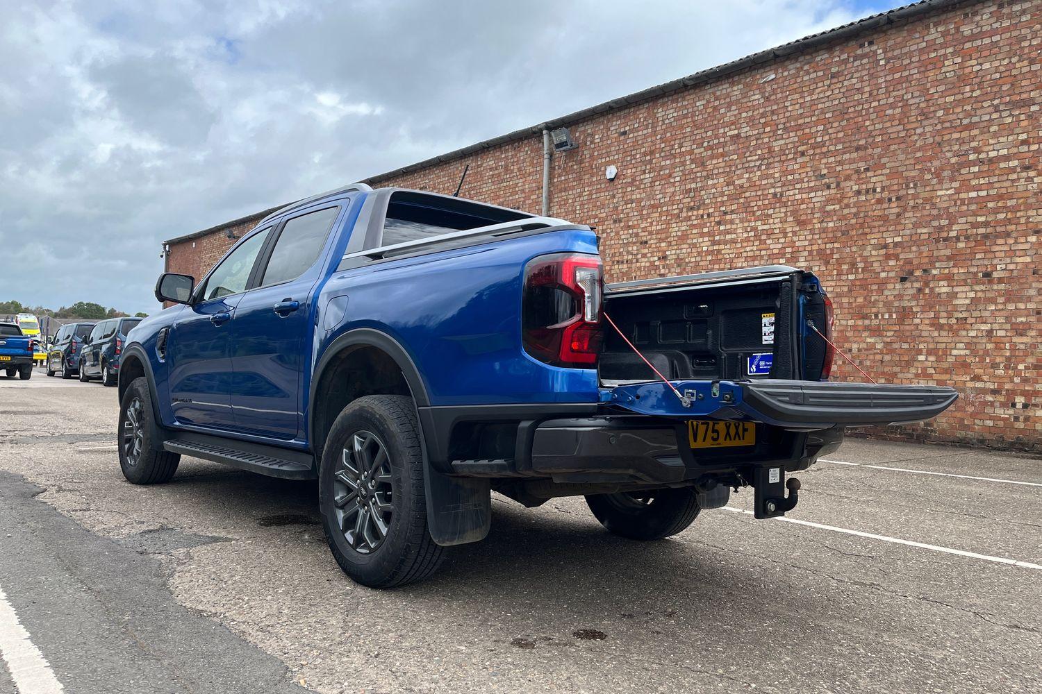 Ford RANGER Photo 6