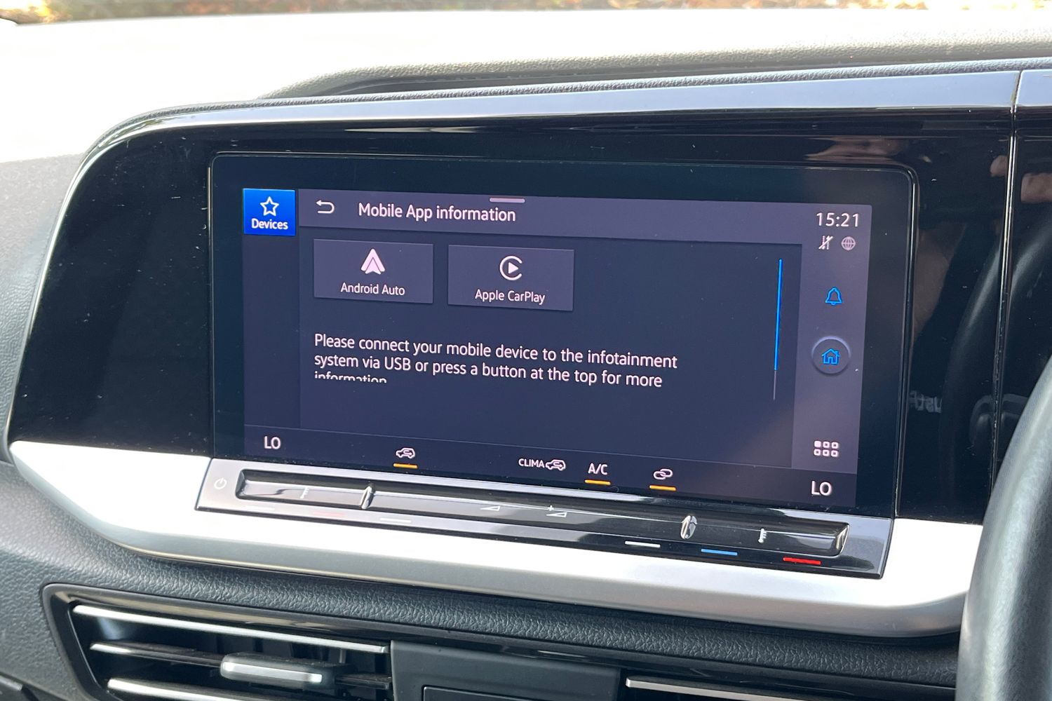 Ford TRANSIT CONNECT Photo 16
