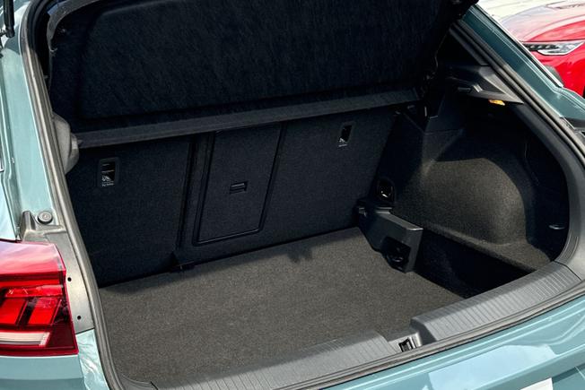 VOLKSWAGEN T-Roc Photo 46