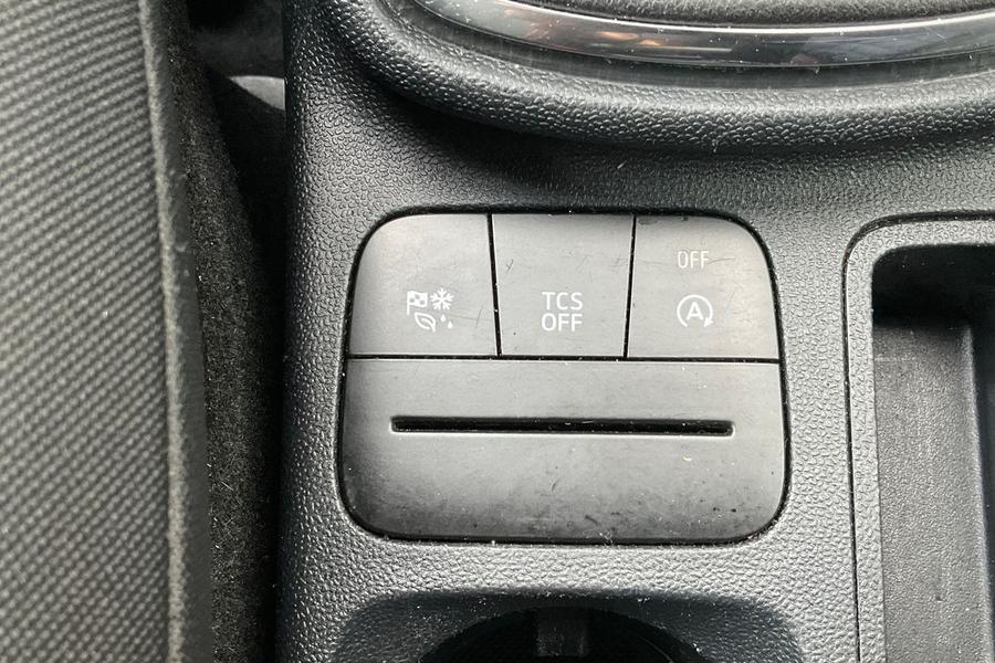 Ford FIESTA Photo autoimg-7cf41676b8197bbe182cfd6e0d132f7515626a9e.jpg