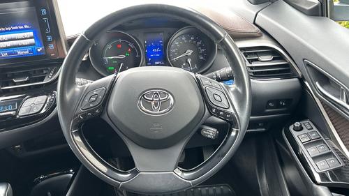 Toyota C-HR Photo autoimg-7cf55c43746986279d8f374641ec1f901a36cbf5.jpg