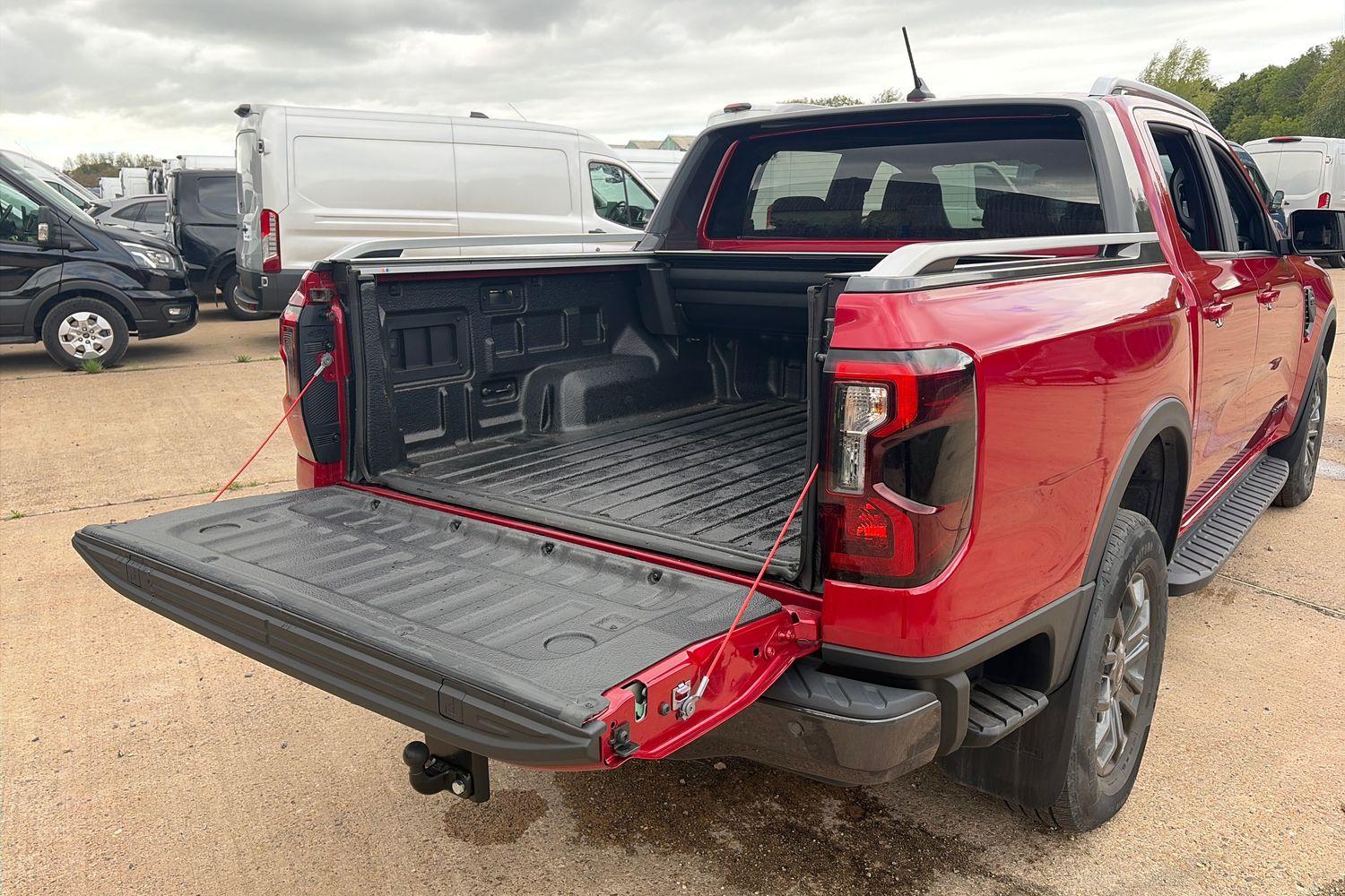 Ford RANGER Photo 4