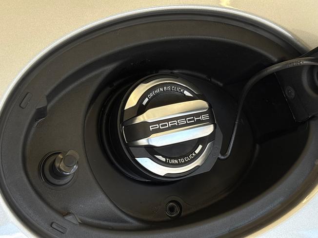 PORSCHE 911 Photo 53