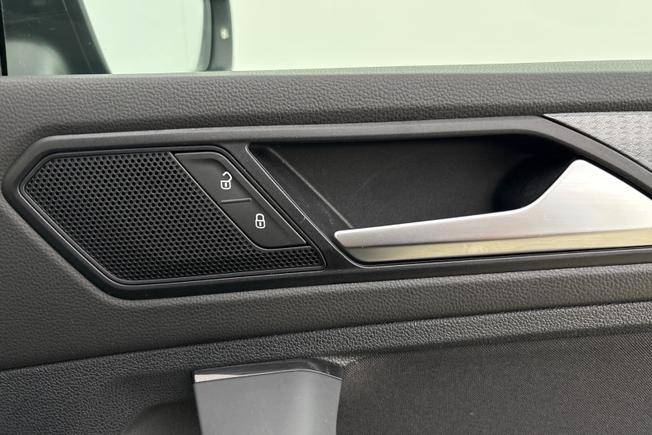 VOLKSWAGEN Tiguan Photo 27