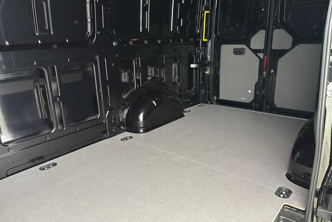 Volkswagen Crafter Photo 9
