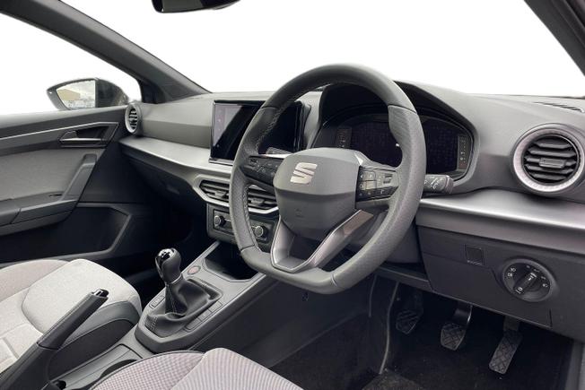 SEAT Ibiza Photo 6