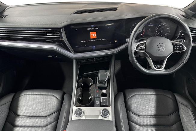 VOLKSWAGEN Touareg Photo 10