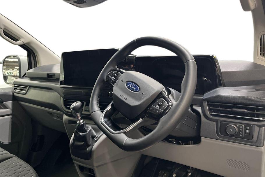 Used Ford TRANSIT CUSTOM WO25ULE 13