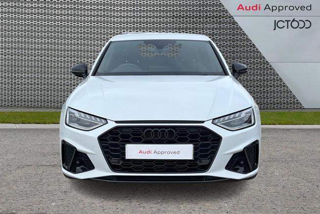 AUDI A4 Photo 9