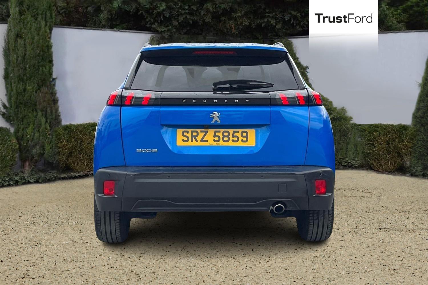 Peugeot 2008 Photo 6