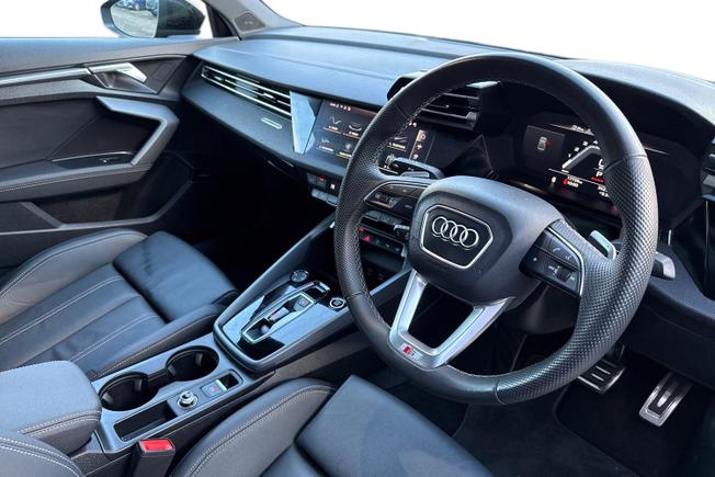 AUDI A3 Photo 7