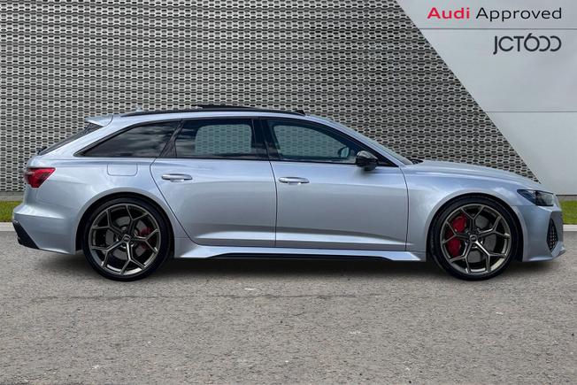 AUDI Rs6 Avant Photo 4