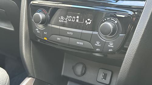 Suzuki VITARA Photo autoimg-7d1a81b72dd01af2f22ad886976a1d87bad14bce.jpg
