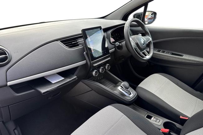 RENAULT Zoe Photo 2