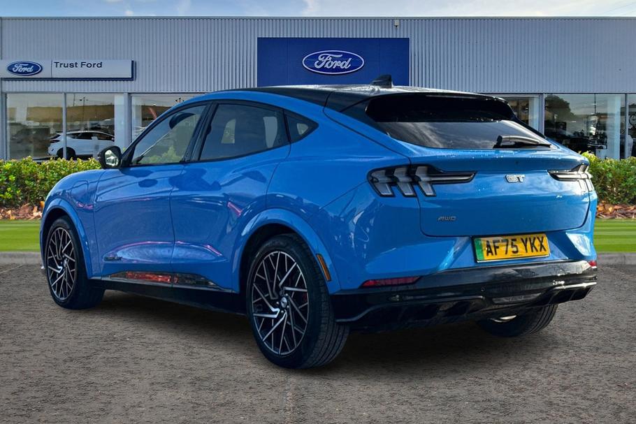 Used Ford MUSTANG MACH-E 2