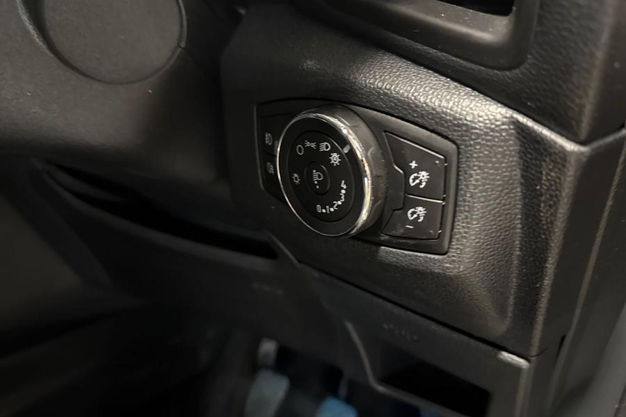 Ford ECOSPORT Photo autoimg-7d1d8e80174378c2e3f6b2477f501b1781c6af3d.jpg