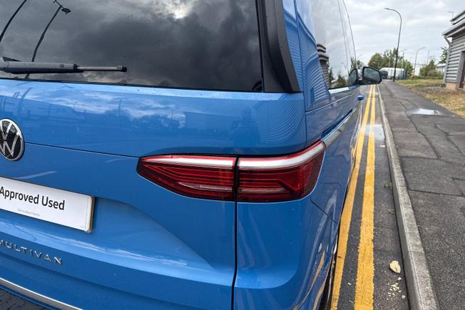 Volkswagen Multivan Photo 18