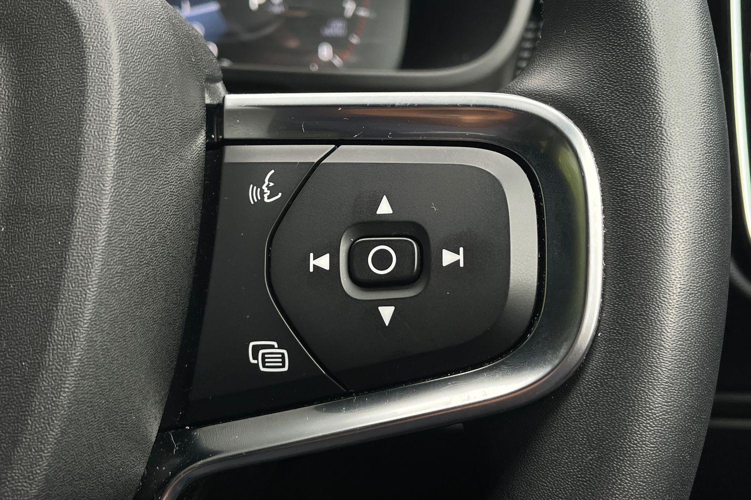 Volvo XC40 Photo 36
