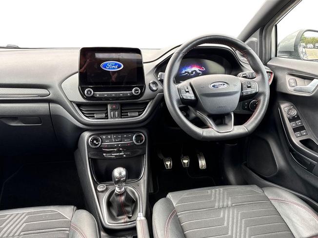 FORD Puma Photo 11