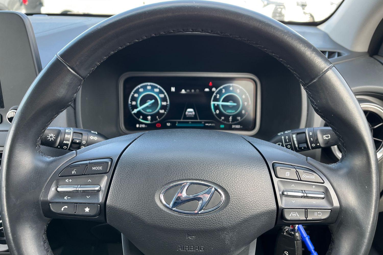 Hyundai KONA Photo 11