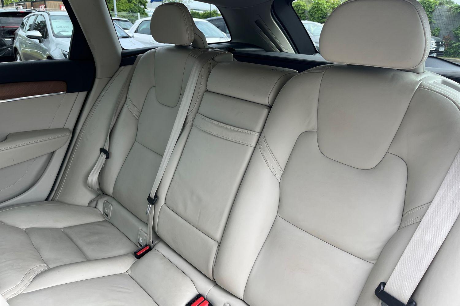 Volvo V90 Photo 19