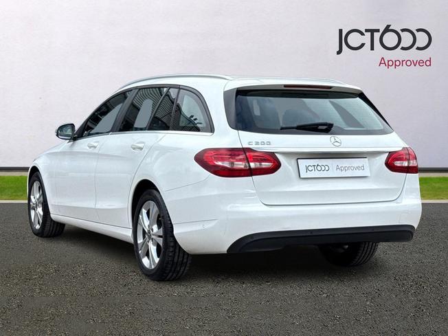 MERCEDES-BENZ C Class Photo 3