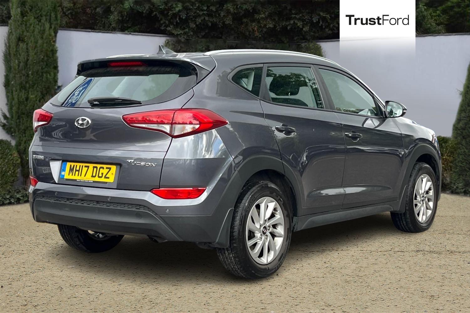 Hyundai TUCSON Photo 3