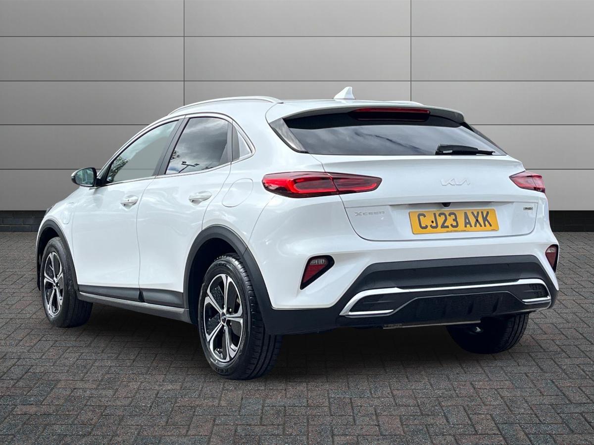 Kia XCeed Photo 1