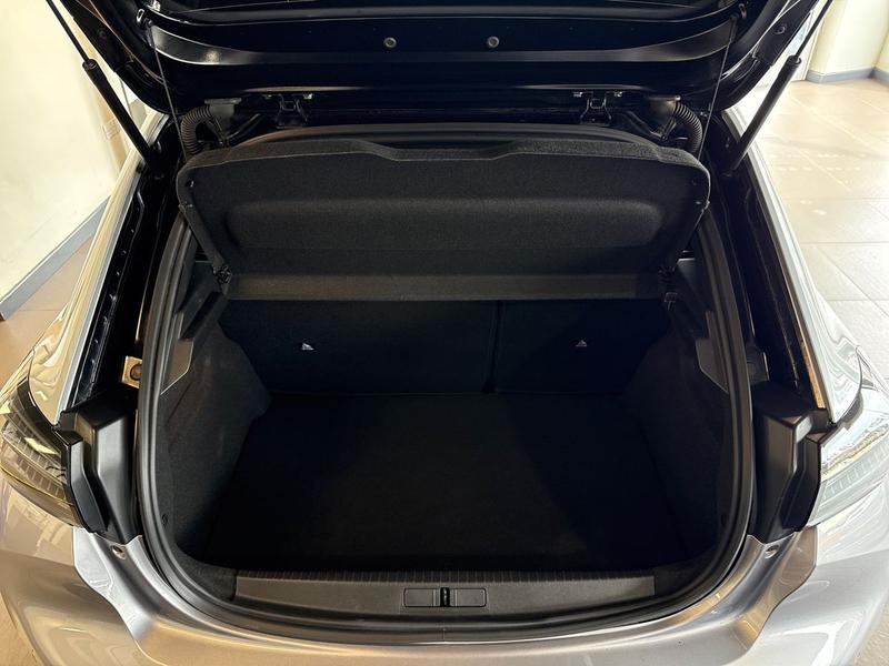 Used Peugeot 208 BU24KHT 18