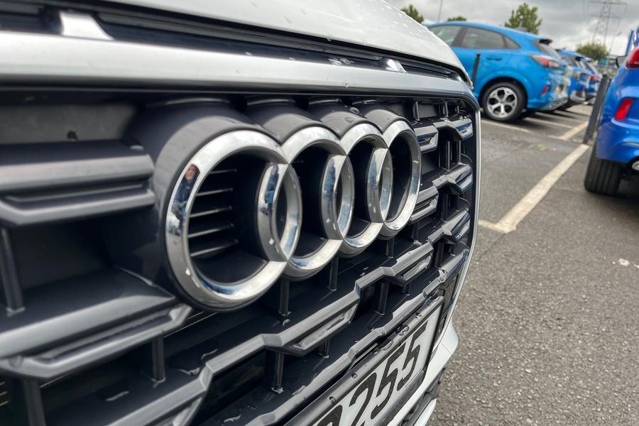Audi Q2 Photo autoimg-7d2baaf9fd85235fac344aa7b41aabd2294c890e.jpg