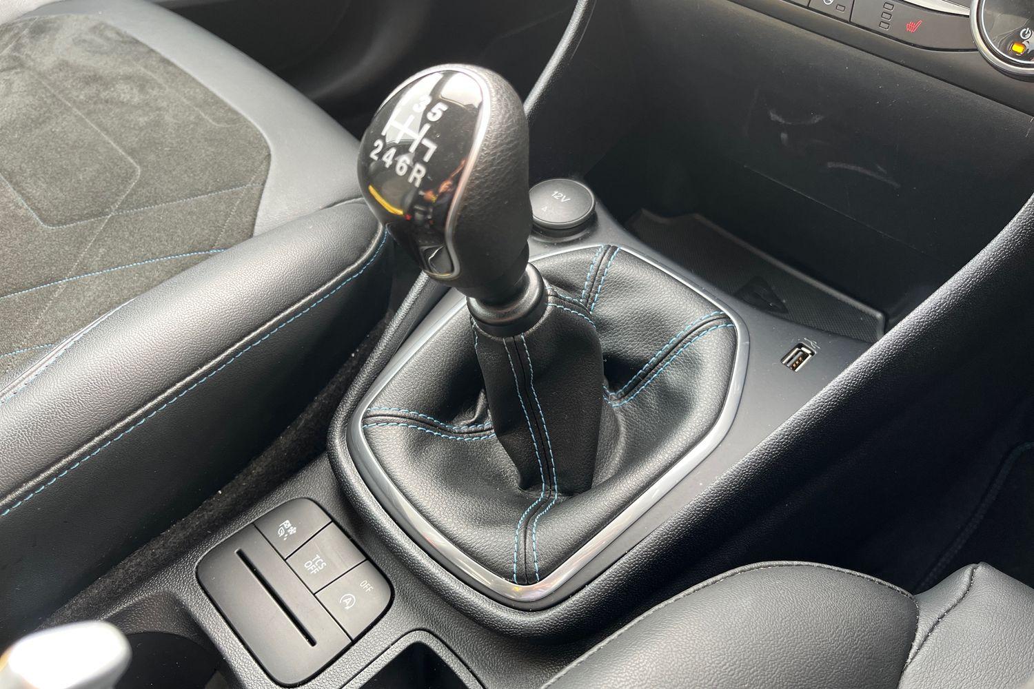 Ford FIESTA Photo 33