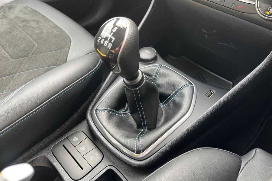 Ford FIESTA Photo autoimg-7d2c17d3e2e188b7c1017fac7555966873962dfc.jpg