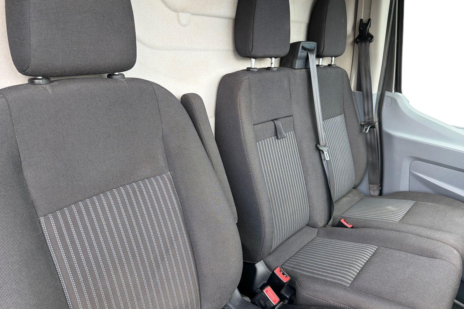 Ford Transit Photo 10