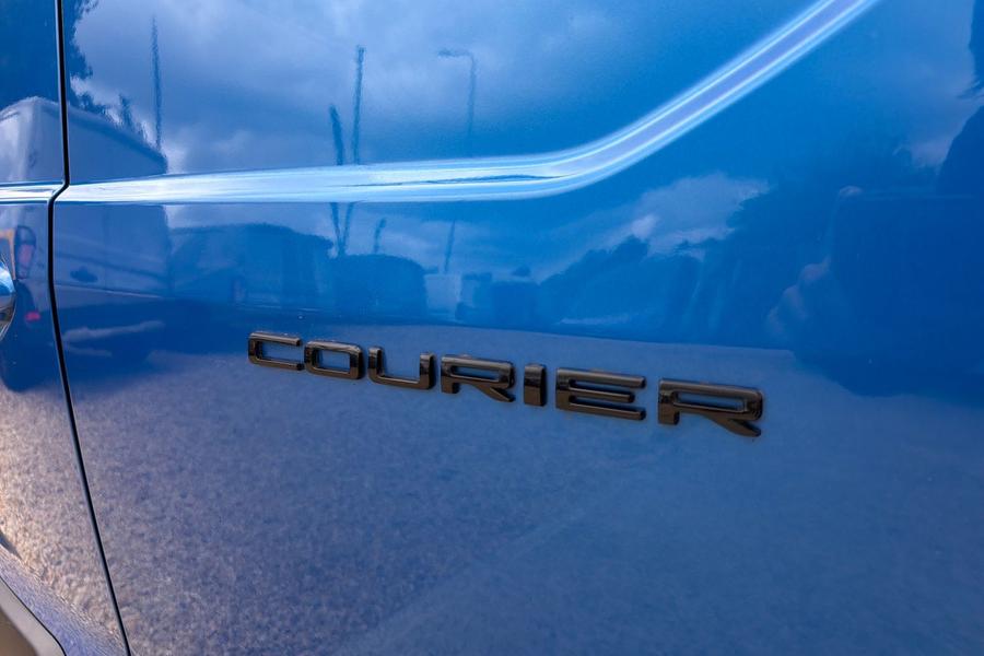 Ford TRANSIT COURIER Photo autoimg-7d2e43609960b6115c2b66c5b3a7efa336932338.jpg