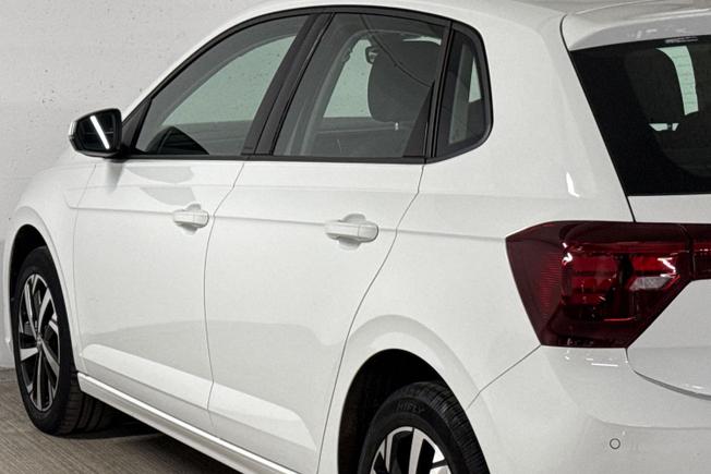 VOLKSWAGEN Polo Photo 26