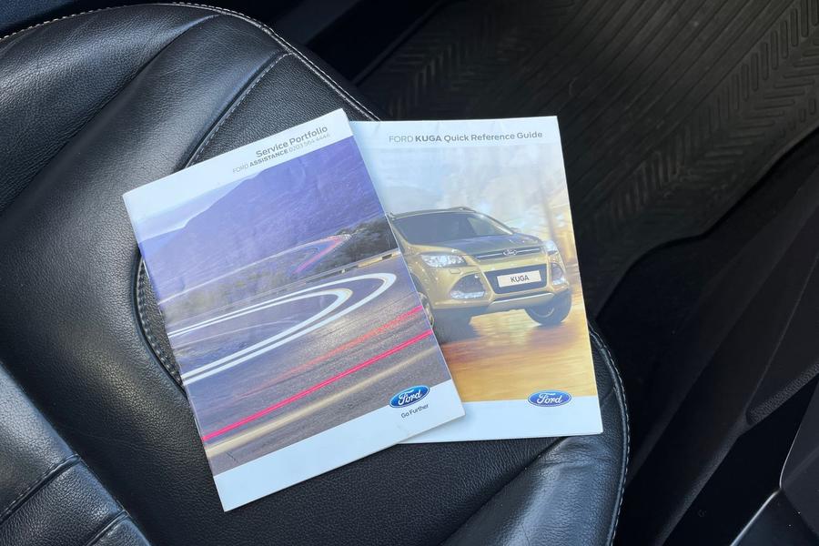 Ford KUGA Photo autoimg-7d348096bef3c144867073a048332f703ecdf342.jpg