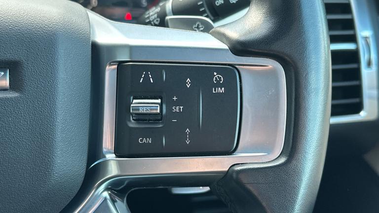 Used Land Rover Discovery WL73ARZ 33