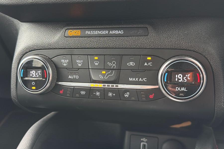 Ford FOCUS Photo autoimg-7d3772b65fc5d469e5446a8c4663a48ece5e7ba9.jpg