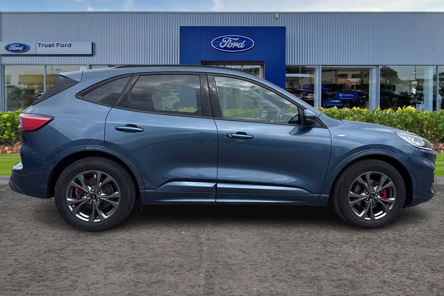 Ford Kuga Photo 2