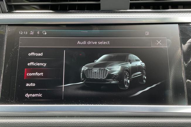 AUDI Q3 Photo 31