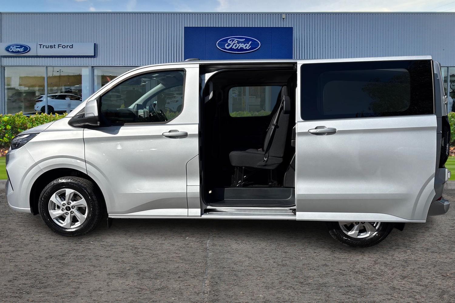 Ford TRANSIT CUSTOM Photo 4