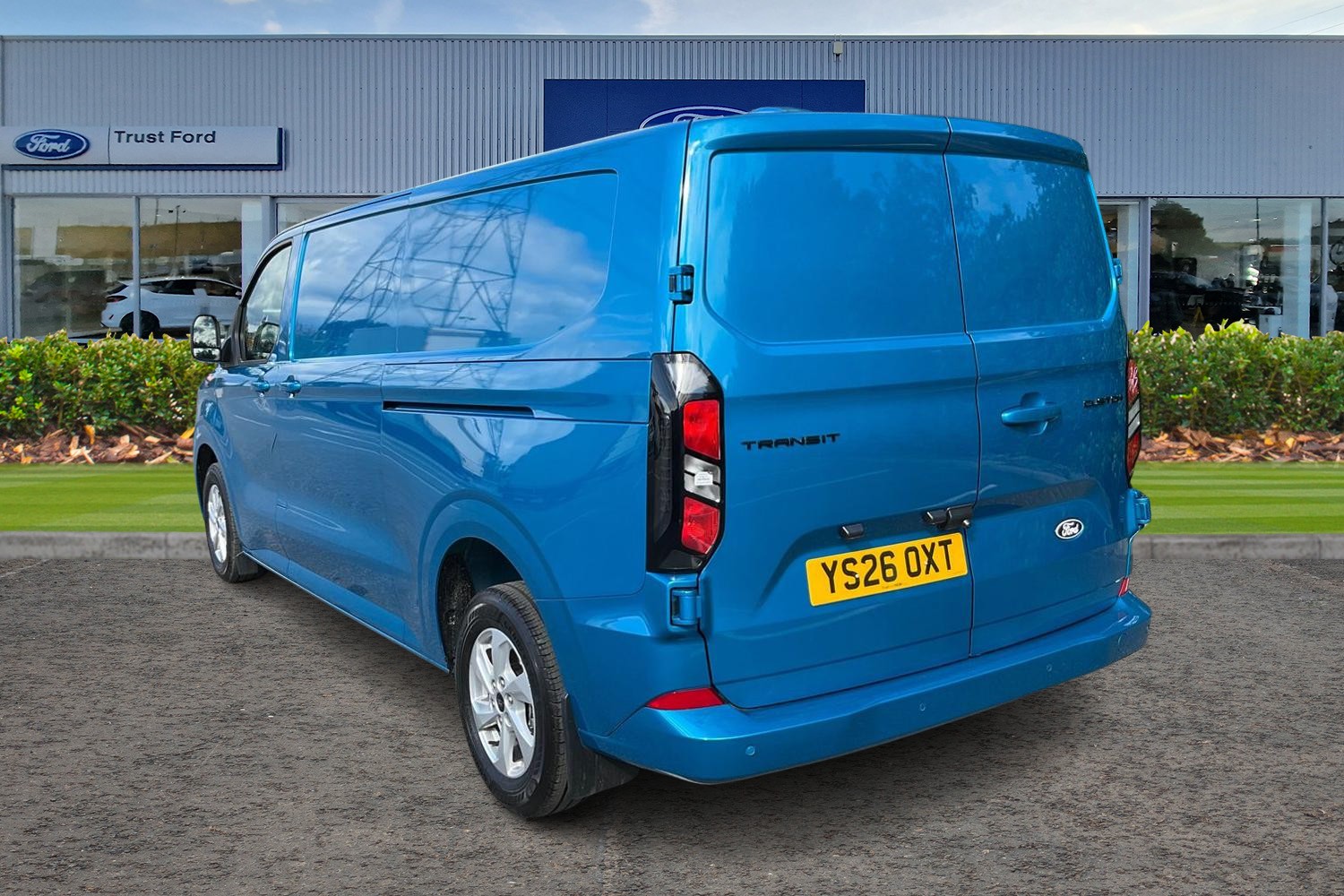 Ford Transit Custom Photo 1