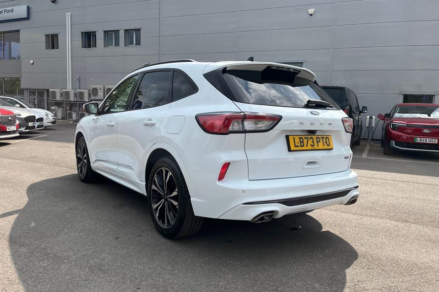 Ford KUGA Photo autoimg-7d3f1d1502ba8e16e4d1210ab5d4b2587db80544.jpg