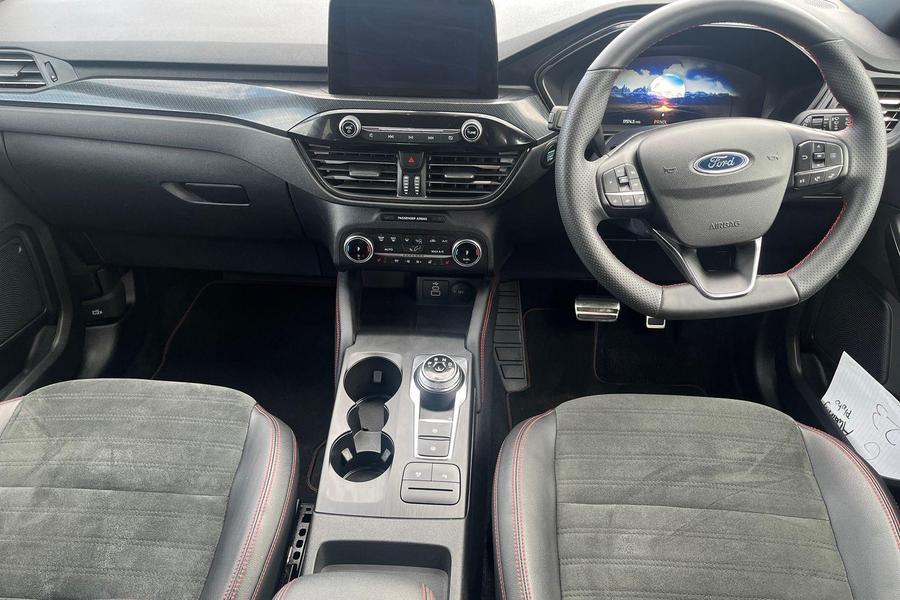 Ford KUGA Photo autoimg-7d3f4283a2c1187bf32553838d9b20edd136121d.jpg